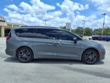 Used 2023 Chrysler Pacifica Touring-L w/ Road Tripper Package image 2
