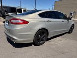 Used 2016 Ford Fusion SE image 5