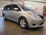 Used 2014 Toyota Sienna LE image 2
