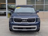 Used 2023 Kia Telluride EX w/ EX Captain's Chair Package image 2