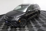 Certified 2022 Volkswagen Tiguan SE w/ Panoramic Sunroof Package image 2