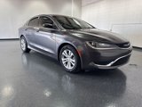 Used 2015 Chrysler 200 Limited w/ Convenience Group image 2