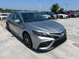 Used 2024 Toyota Camry SE image 3