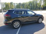 Used 2019 Nissan Rogue SV image 4