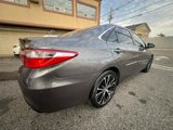 Used 2016 Toyota Camry SE image 3
