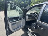 Used 2009 Dodge Grand Caravan SXT image 2