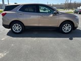 Used 2019 Chevrolet Equinox LT w/ Driver Convenience Package image 2