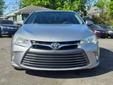 Used 2015 Toyota Camry LE image 2