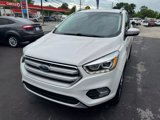 Used 2017 Ford Escape Titanium image 3