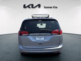 Used 2018 Chrysler Pacifica Touring-L image 5
