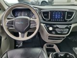 Used 2018 Chrysler Pacifica Limited w/ Advanced Safetytec Group image 6