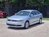 Used 2014 Volkswagen Jetta SE image 2
