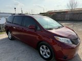 Used 2014 Toyota Sienna LE image 2
