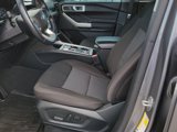 Used 2022 Ford Explorer XLT image 6