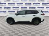 Used 2023 Nissan Rogue S image 6