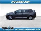 Used 2017 Chrysler Pacifica Touring-L image 5