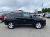Used 2022 Jeep Compass Latitude w/ Convenience Group image 2