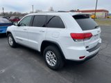 Used 2018 Jeep Grand Cherokee Laredo image 3