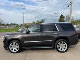 Used 2016 Cadillac Escalade Luxury image 3