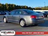 Used 2013 Volkswagen Passat 2.5 S image 3