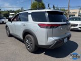 Used 2024 Nissan Pathfinder SV image 5