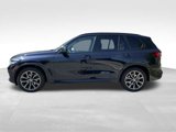 Used 2023 BMW X5 xDrive40i w/ M Sport Package image 2