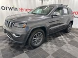 Used 2017 Jeep Grand Cherokee Limited w/ Luxury Group II image 3
