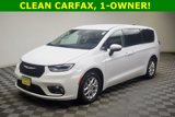 Used 2023 Chrysler Pacifica Touring-L image 2