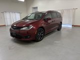 Used 2020 Chrysler Pacifica Touring-L Plus w/ S Appearance Package image 4