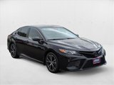 Used 2020 Toyota Camry SE image 3