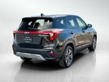 Certified 2024 Kia Seltos LX image 5