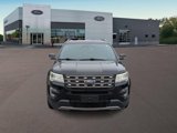 Used 2017 Ford Explorer XLT image 3
