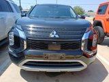 Used 2024 Mitsubishi Outlander SE image 3