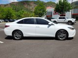 Used 2015 Toyota Camry SE image 2