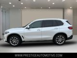 Used 2022 BMW X5 xDrive40i w/ Parking Assistance Package image 2