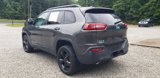Used 2017 Jeep Cherokee High Altitude image 3