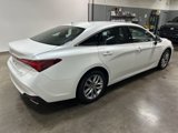 Used 2022 Toyota Avalon XLE image 3