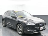 Used 2023 Ford Escape ST-Line image 2