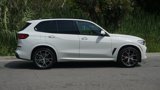 Used 2022 BMW X5 xDrive40i w/ M Sport Package image 3