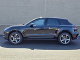 Used 2025 Porsche Macan image 2