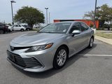 Used 2022 Toyota Camry LE image 4