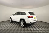 Used 2017 Jeep Grand Cherokee Limited w/ Luxury Group II image 3