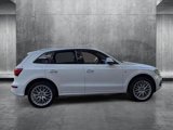 Used 2017 Audi Q5 2.0T Premium Plus w/ Technology Package image 4