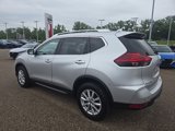 Used 2019 Nissan Rogue SV image 4