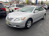 Used 2009 Toyota Camry LE image 2
