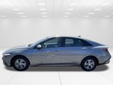 Certified 2024 Hyundai Elantra SE image 4
