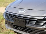 Used 2024 Hyundai Elantra SEL image 2