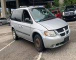 Used 2005 Dodge Caravan SXT w/ Popular Equipment Group image 2