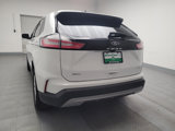 Used 2022 Ford Edge SEL image 6