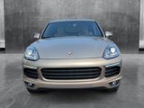 Used 2016 Porsche Cayenne image 2